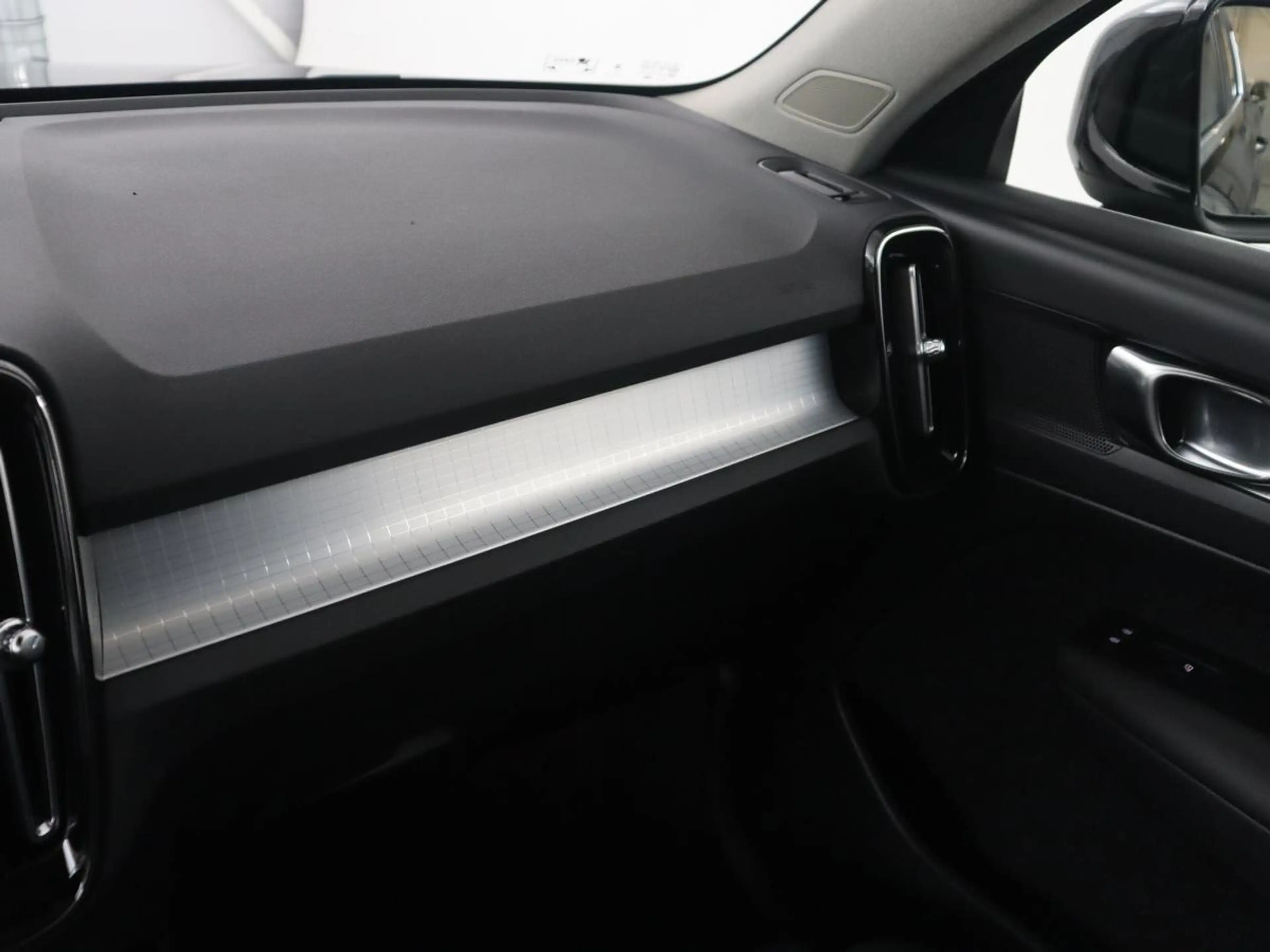 Volvo XC40 1.5 T5 Recharge Business Pro | SOH 84,5 | 360 Came — photo 28