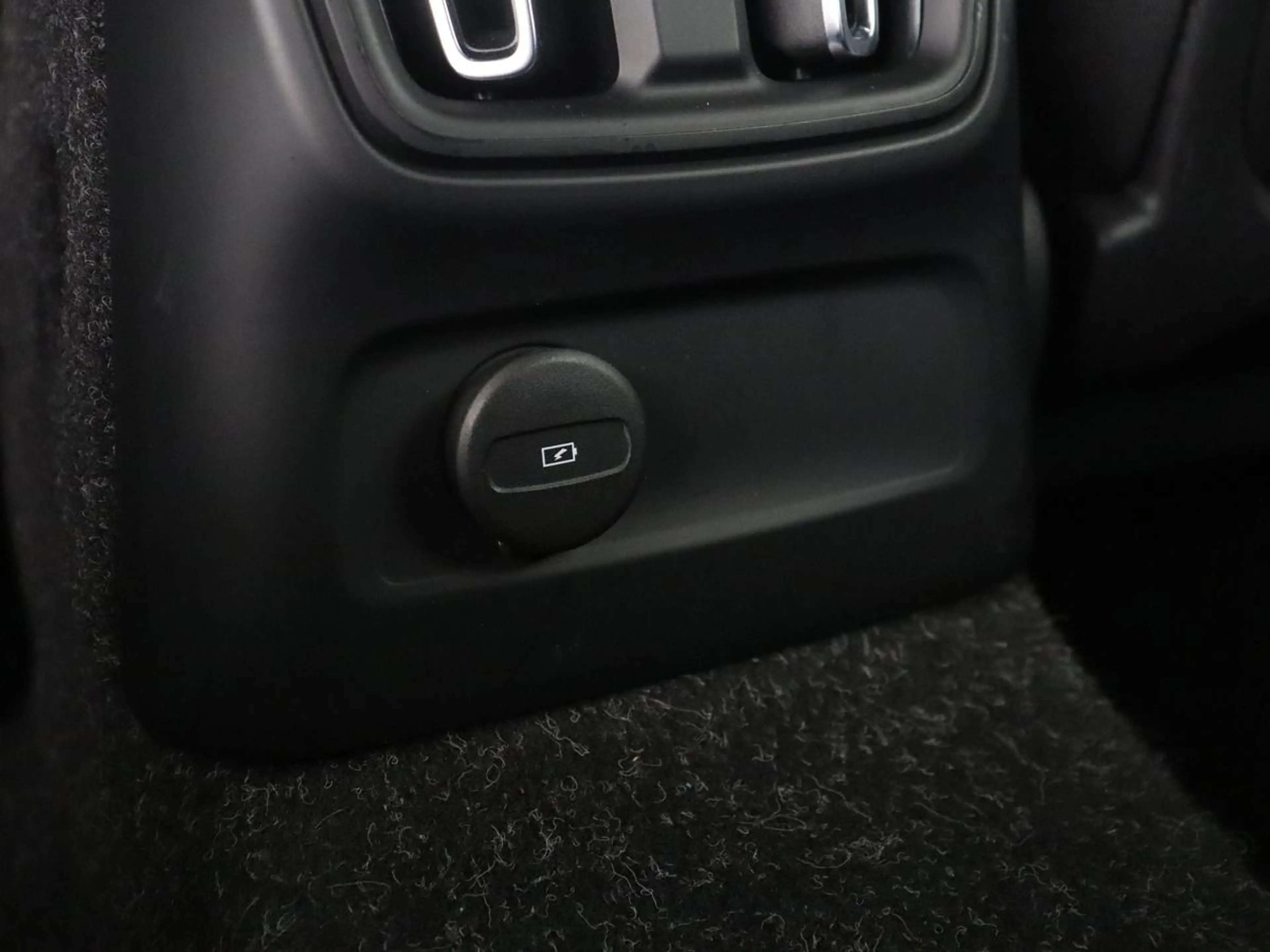 Volvo XC40 1.5 T5 Recharge Business Pro | SOH 84,5 | 360 Came — photo 32
