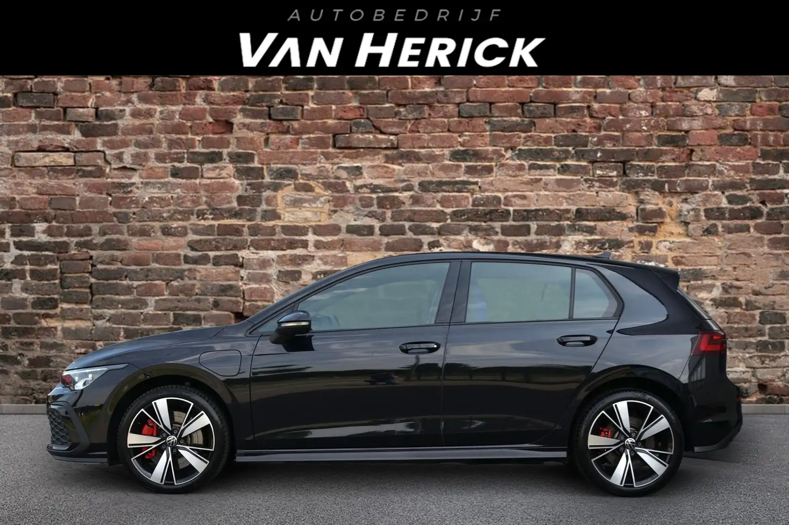 Volkswagen Golf GTE 1.4 eHybrid | ACC | Winterpakket | 18" LMV | LED m Noir - 2