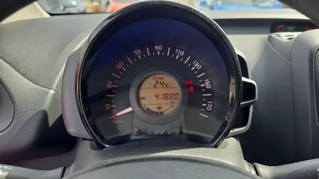 Citroen C1 view 12