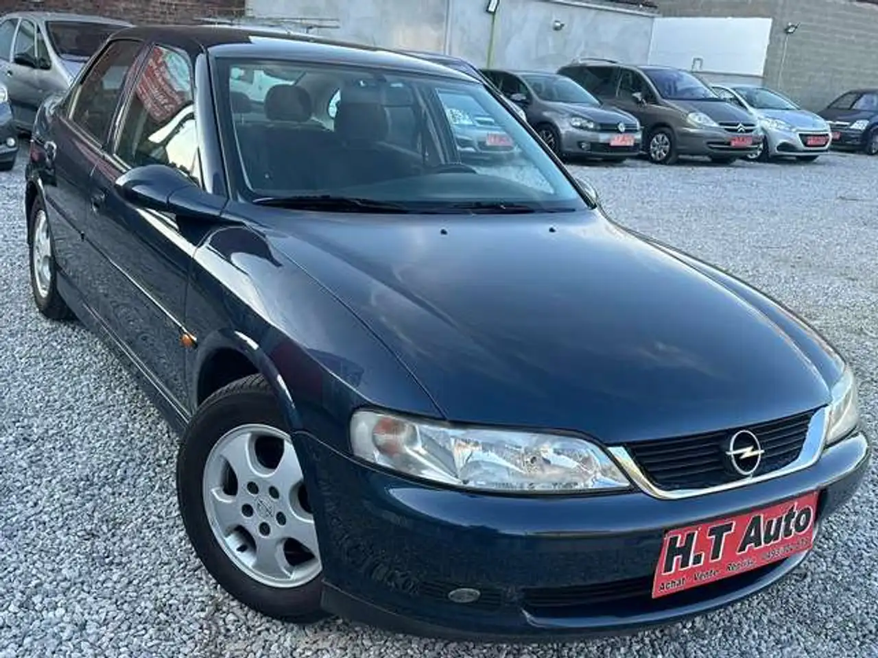 Opel Vectra 1.6i Airco. 88.000km Carnet Pret A Immatriculé !, foto 2