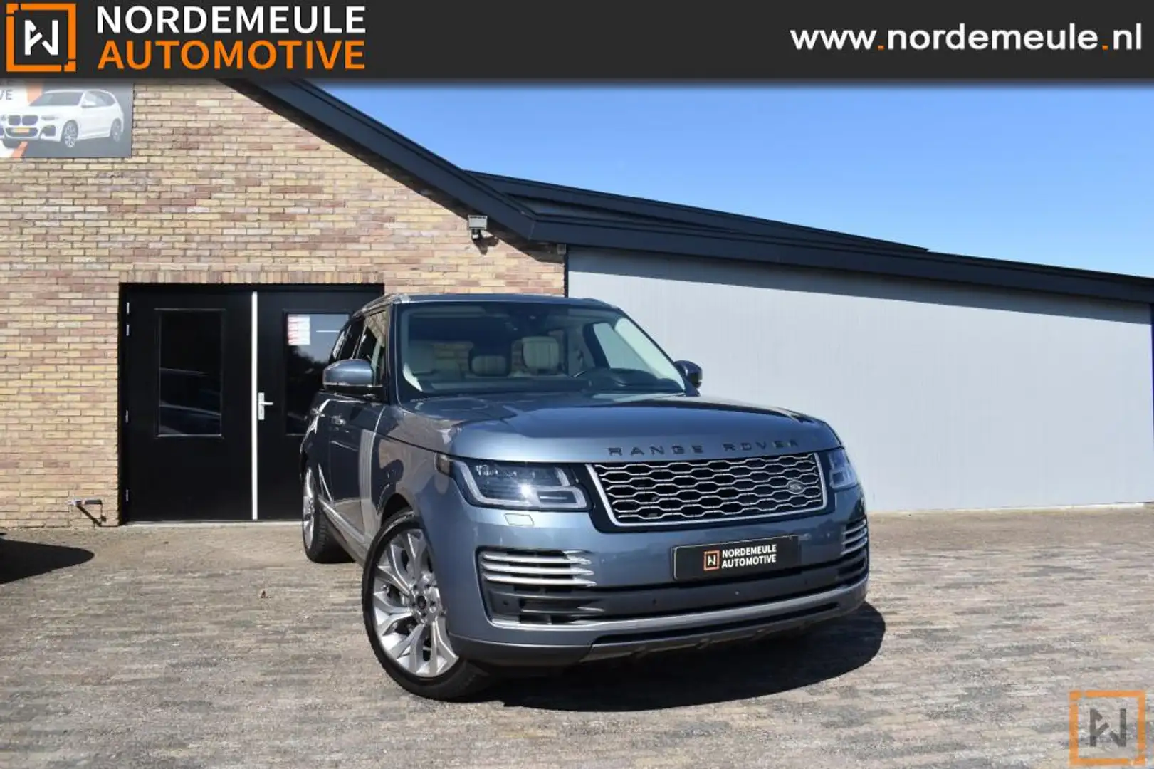 Land Rover Range Rover 2.0 P400E AUTOBIOGR. Pano, Lane, Luchtvering Grijs - 1