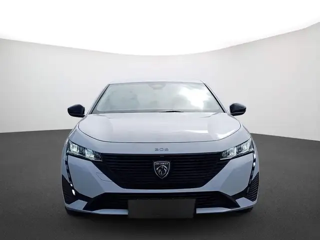 Peugeot 308 view 2