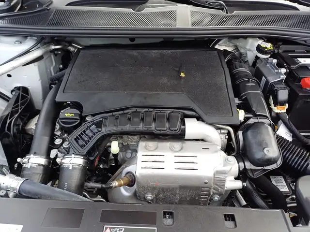 Peugeot 308 view 5