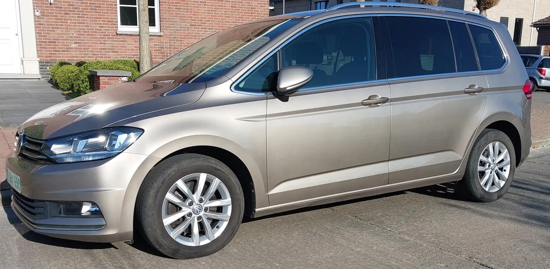 Volkswagen Touran Touran 1.6 TDI SCR DSG Highline Beige - 1