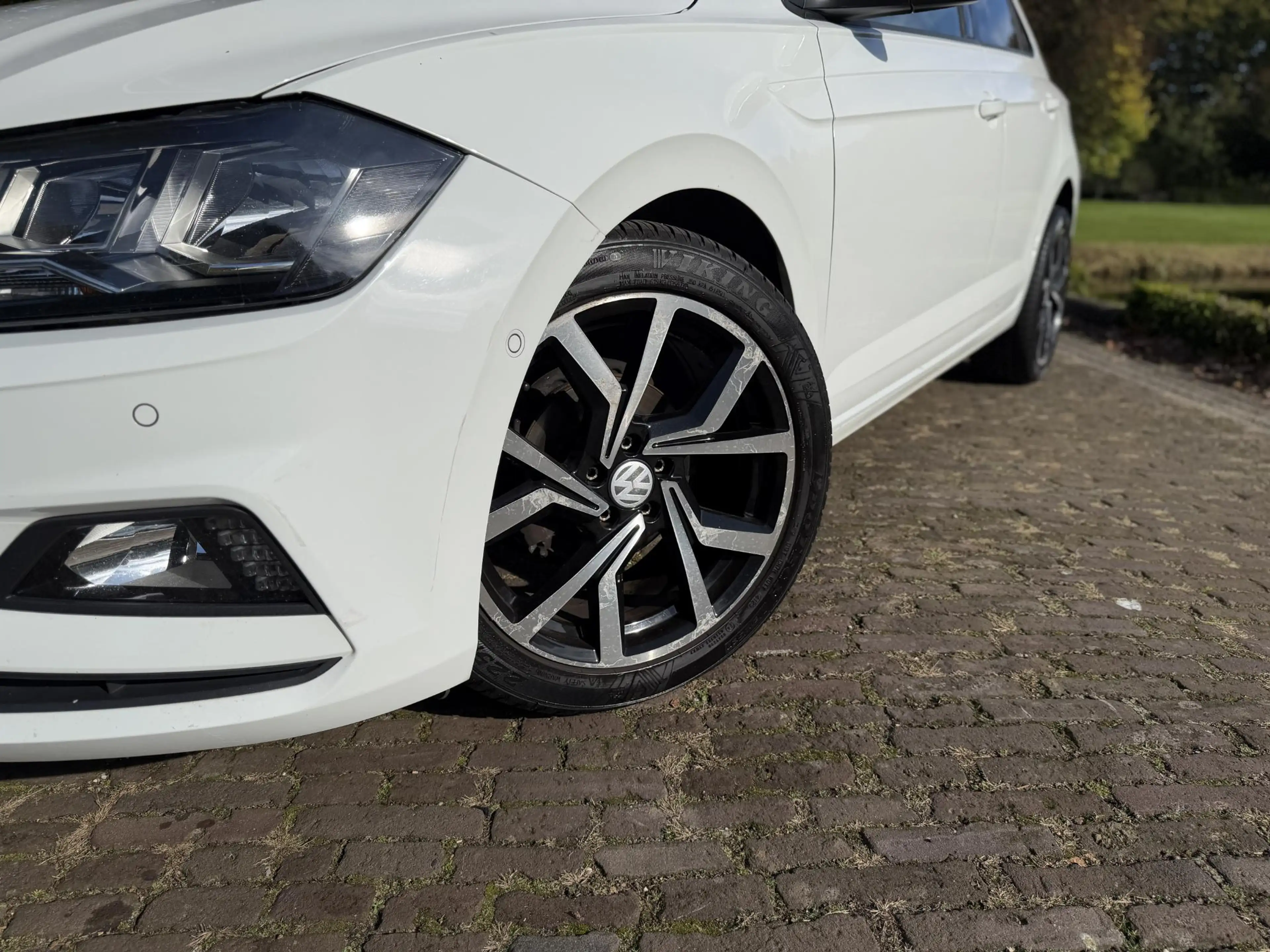 Volkswagen Polo 1.0 TSI Highline | Adaptive | PDC | CarPlay | DSG — photo 2