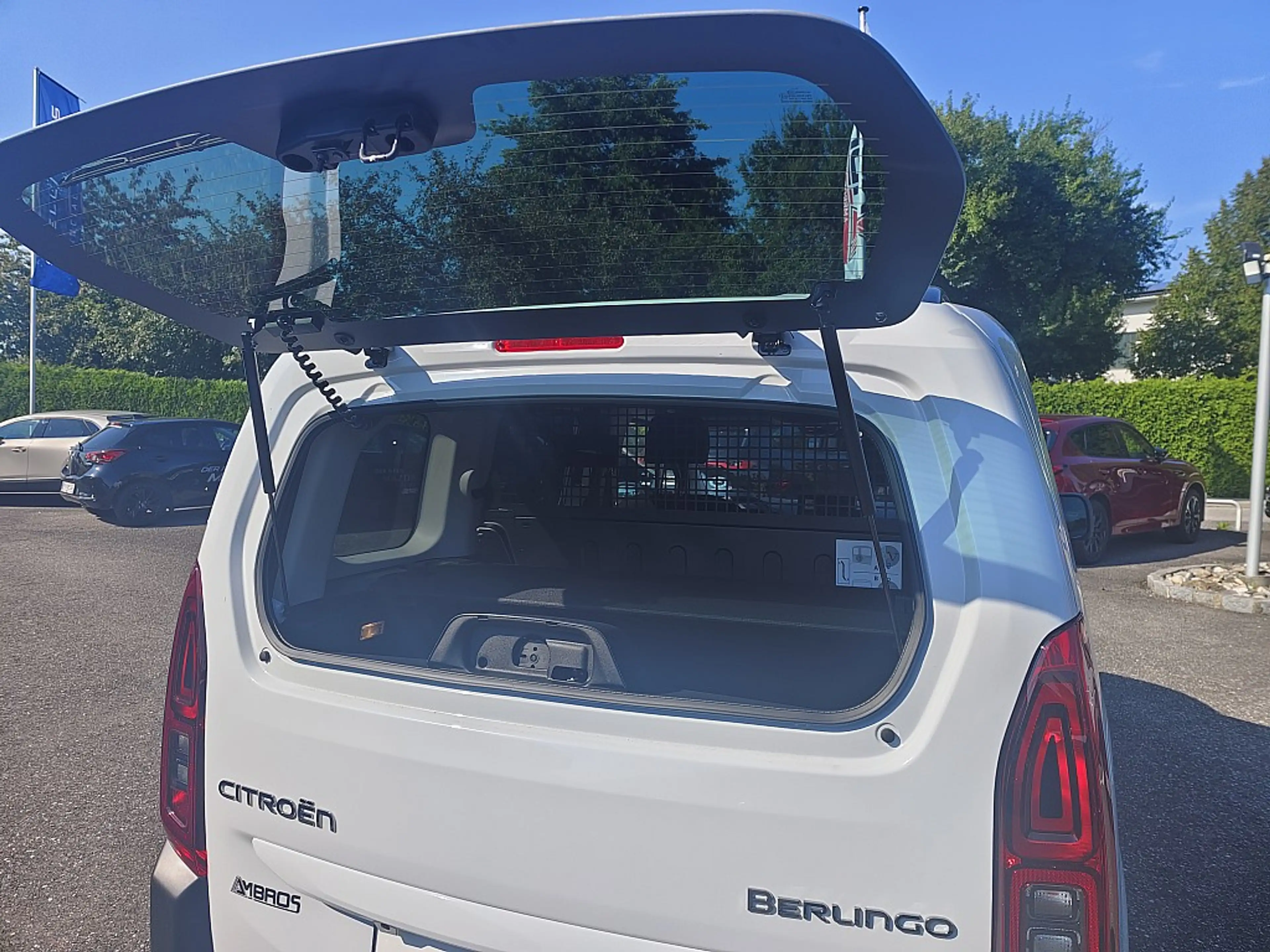 Citroen Berlingo RUNOUT BlueHDi 100 S&S 6-Gang M PLUS RUNOUT-AKTION — photo 11