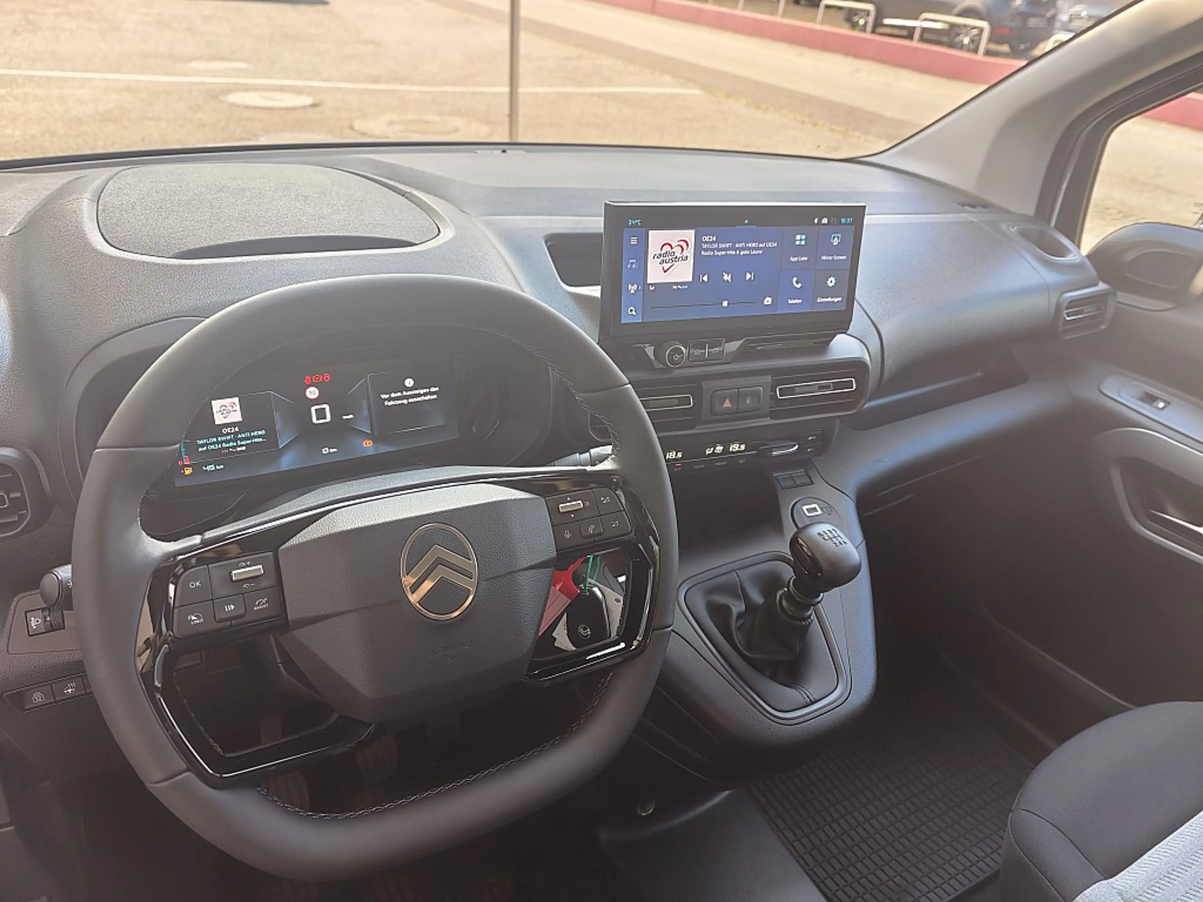 Citroen Berlingo RUNOUT BlueHDi 100 S&S 6-Gang M PLUS RUNOUT-AKTION — photo 15