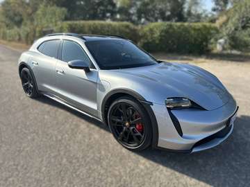 Taycan 4S Cross Turismo
