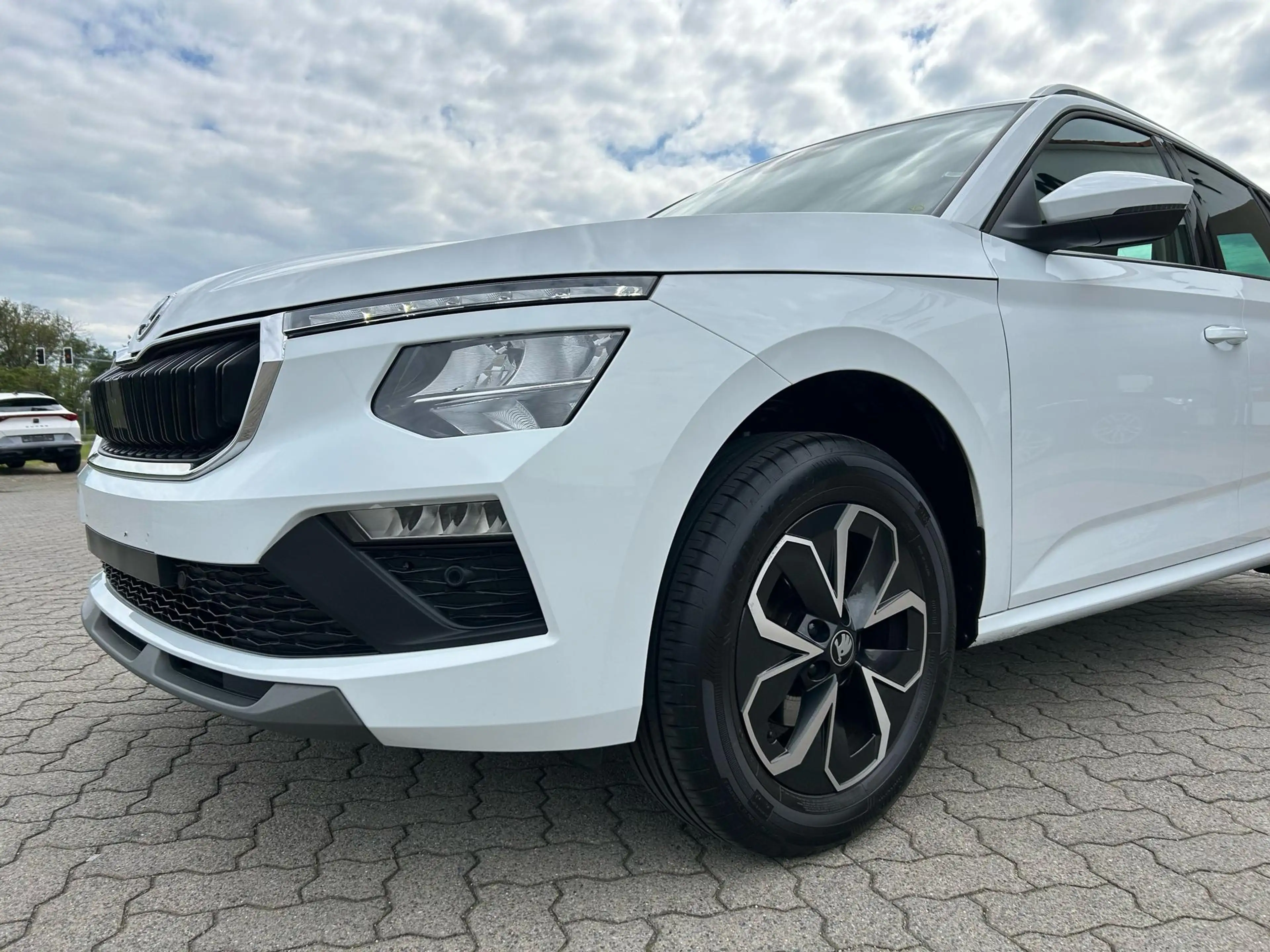 Skoda Kamiq Selection 1.0 TSI / Wireless Smart Link 85 kW (... — photo 2