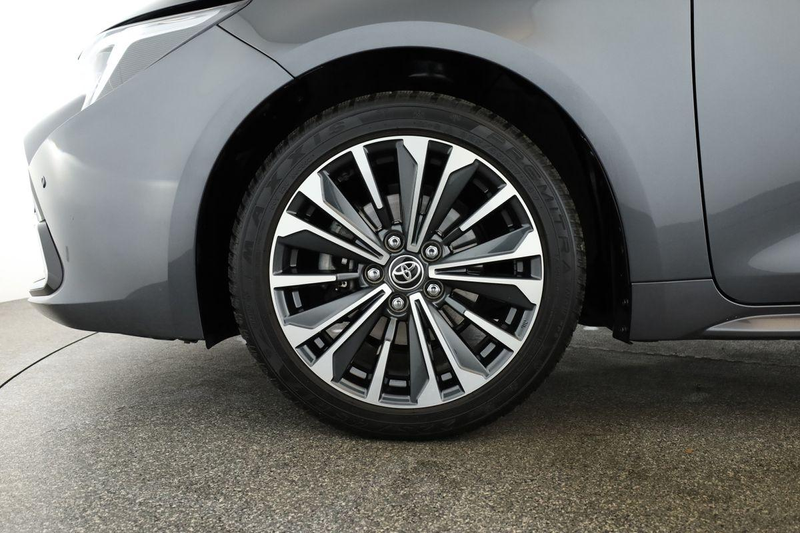 Toyota Corolla Touring Sports 1.8 CVT Team D Navi Kam — photo 7