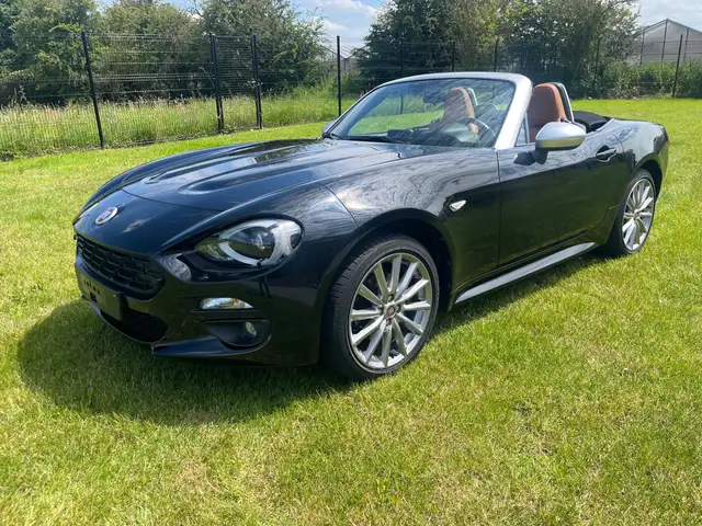 Fiat 124 Spider 124 Spider 1.4 MultiAir Lusso  37800 km