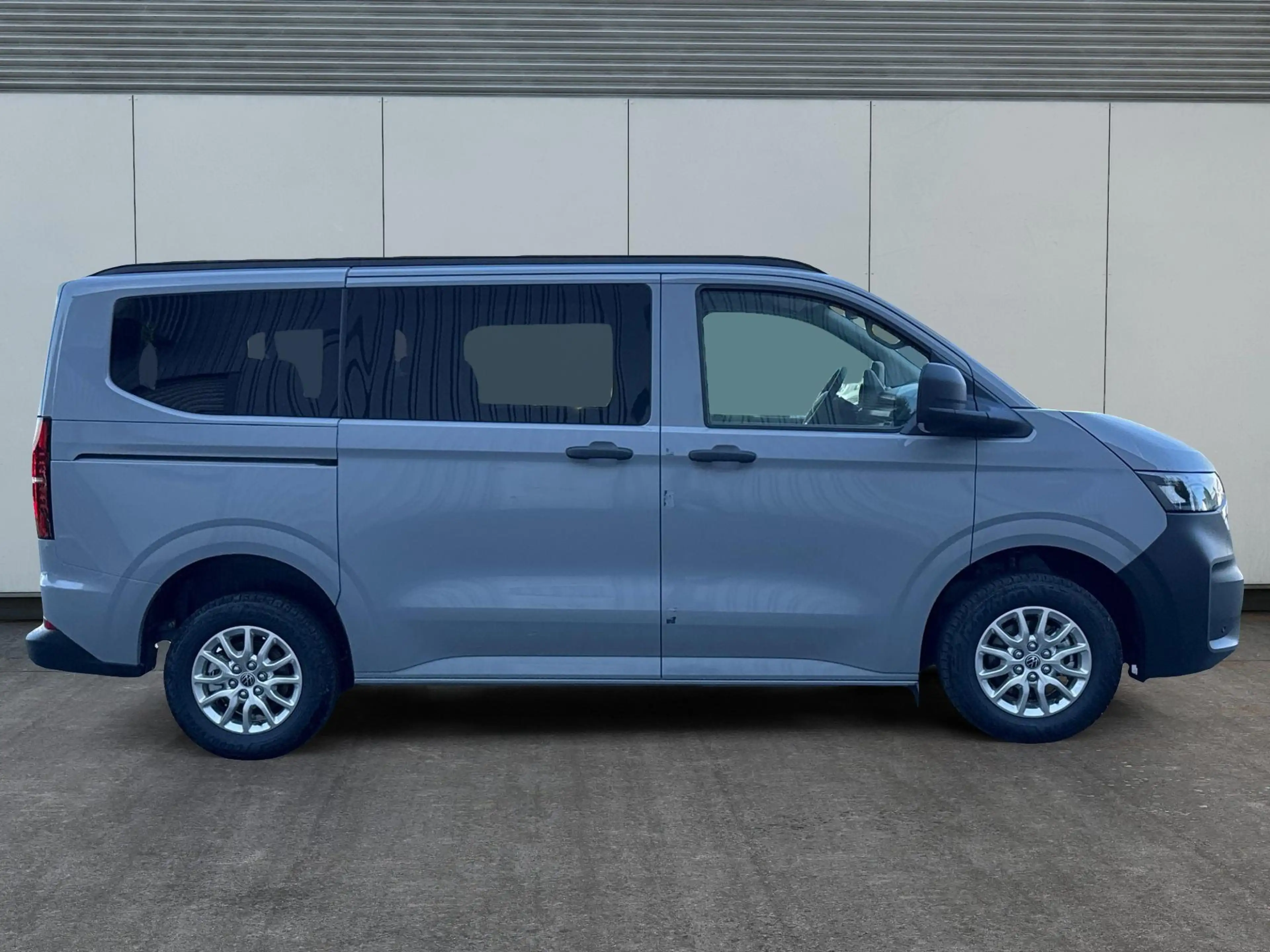 Volkswagen T7 Caravelle Basis KR+SHZ+9-Sitzer+AHK+GJR+KLIMAAUT.+KAMERA+... — photo 4