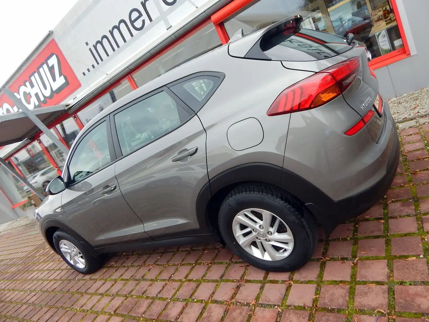 Hyundai TUCSON 1.6 GDI  NAVI RF-Kamera 1.HAND Beige - 2