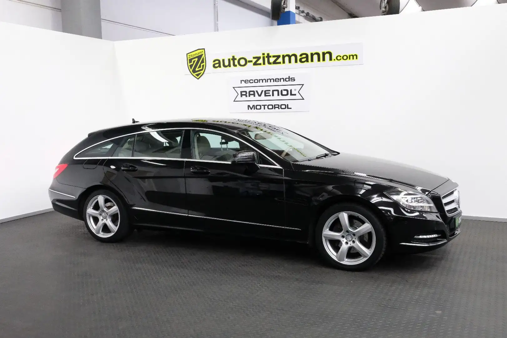 Mercedes-Benz CLS 250 CLS 250 ShootingBrake/PANO/MEMO/DISTRO/KAM/AHK Negro - 2