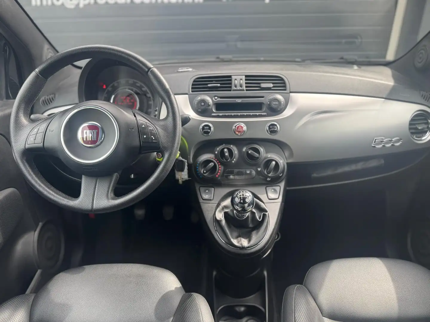Fiat 500 0.9 TwinAir Lounge AIRCO|EL.RAMEN|LMV|APK Zwart - 2