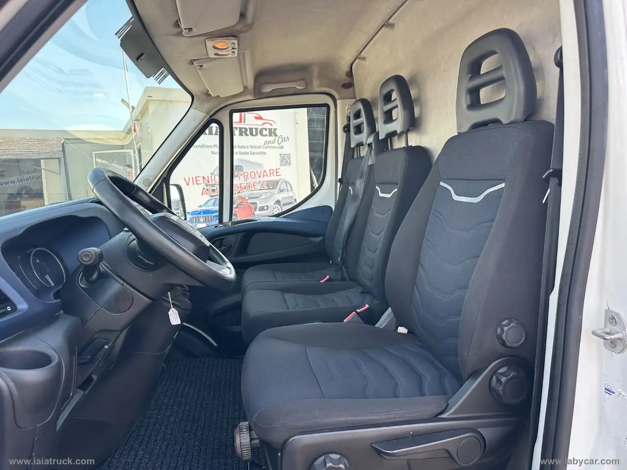Iveco Daily 2021 — фото 13