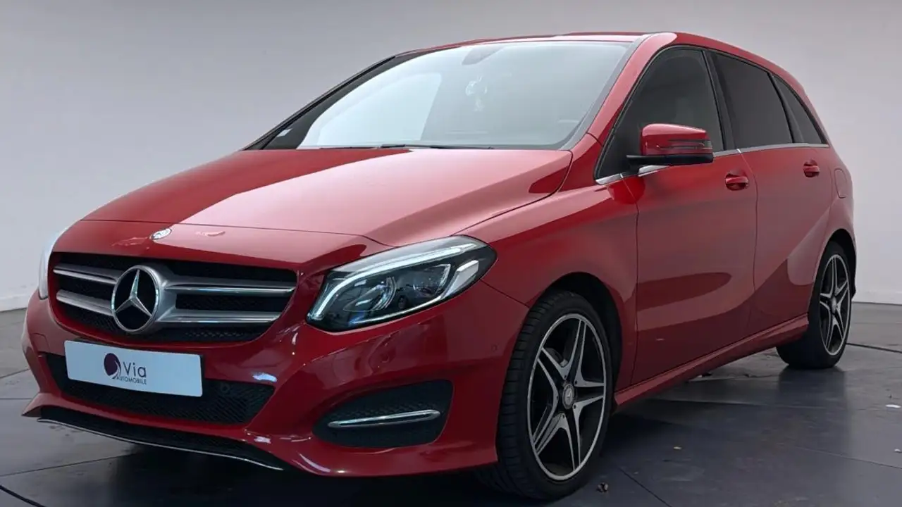 Mercedes-Benz B 180