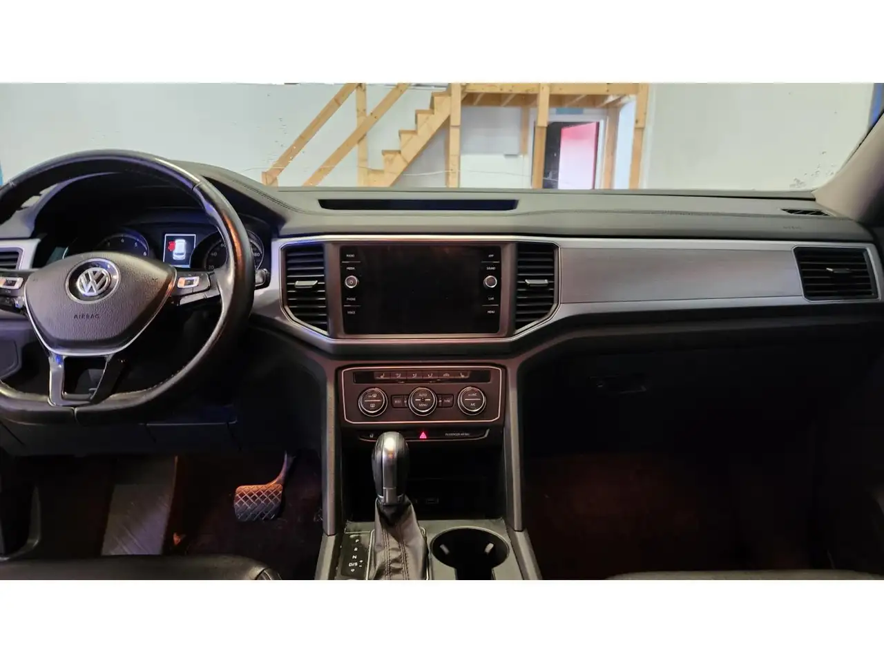 Volkswagen Atlas снимка Volkswagen Atlas