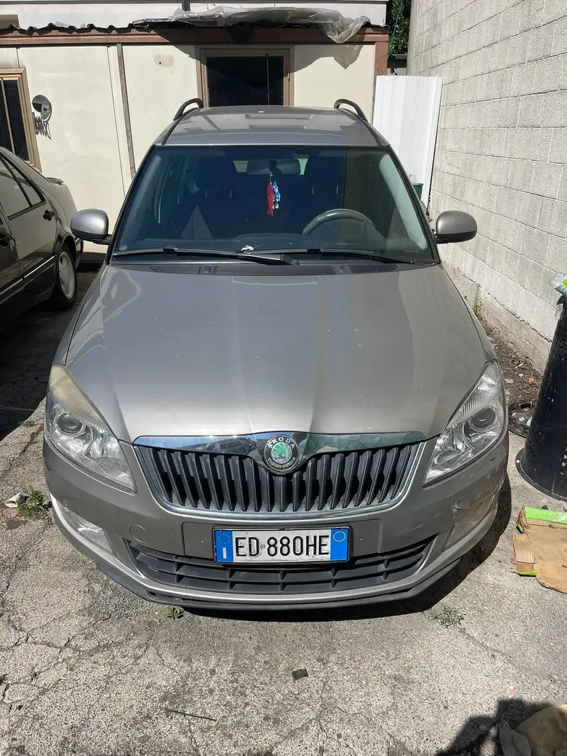 Skoda Roomster 1.6 Comfort c/radio tiptronic - 1