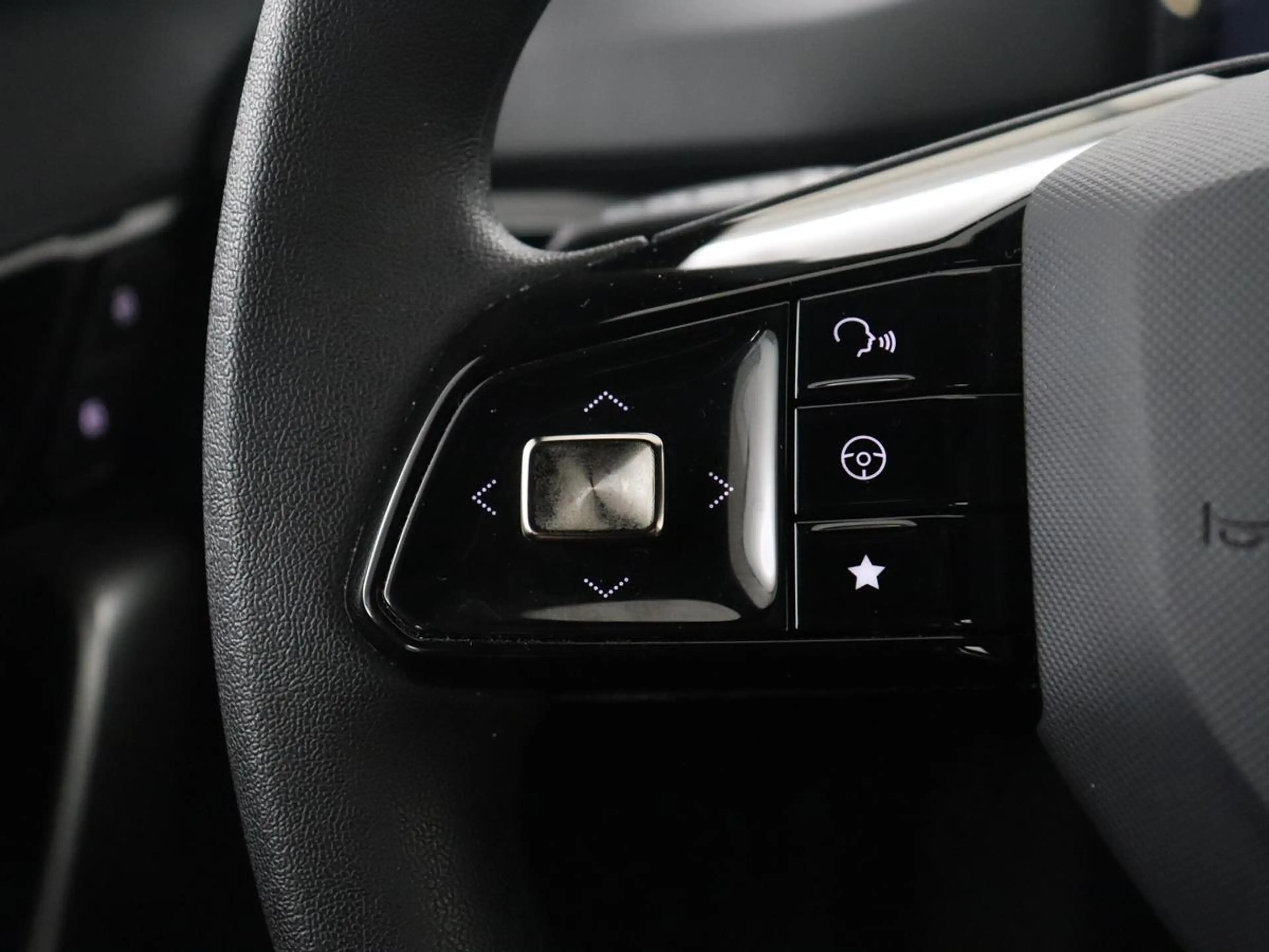 MG MG4 Electric Standard 51 kWh | SOH 88,2% | Apple Carpl — photo 14
