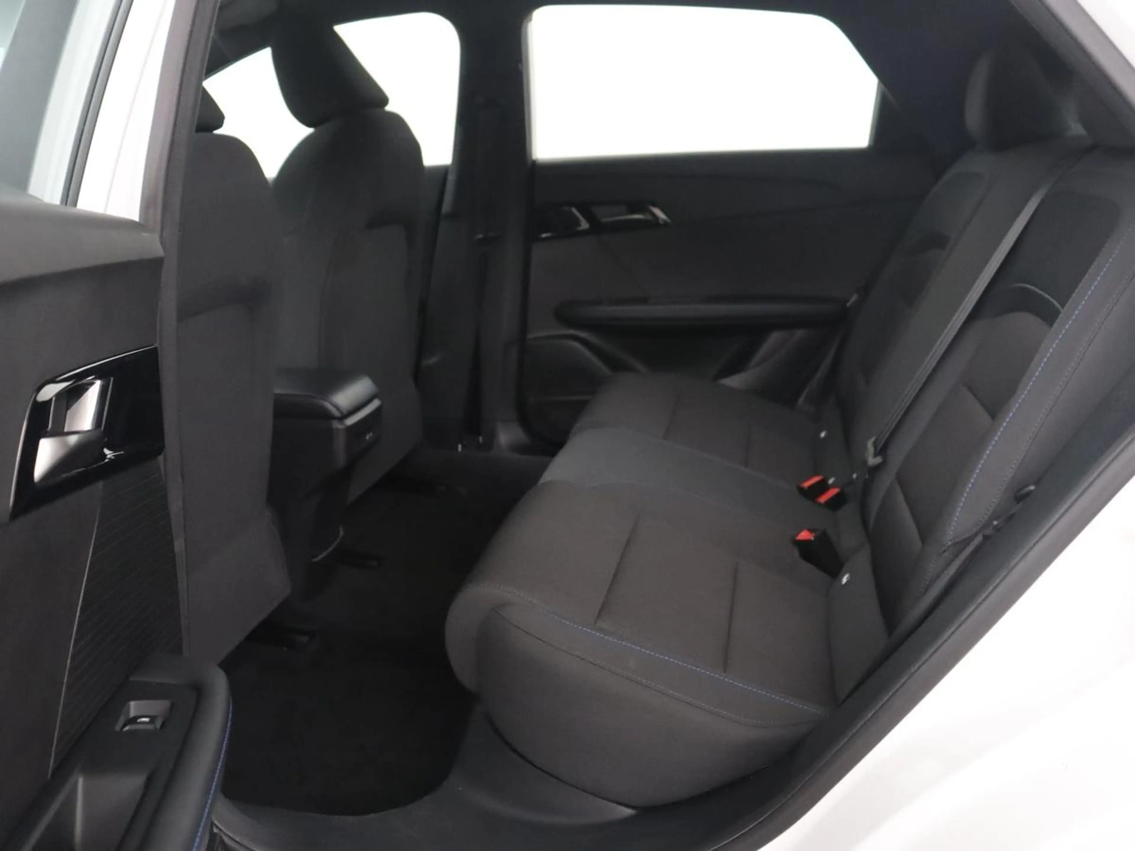 MG MG4 Electric Standard 51 kWh | SOH 88,2% | Apple Carpl — photo 5