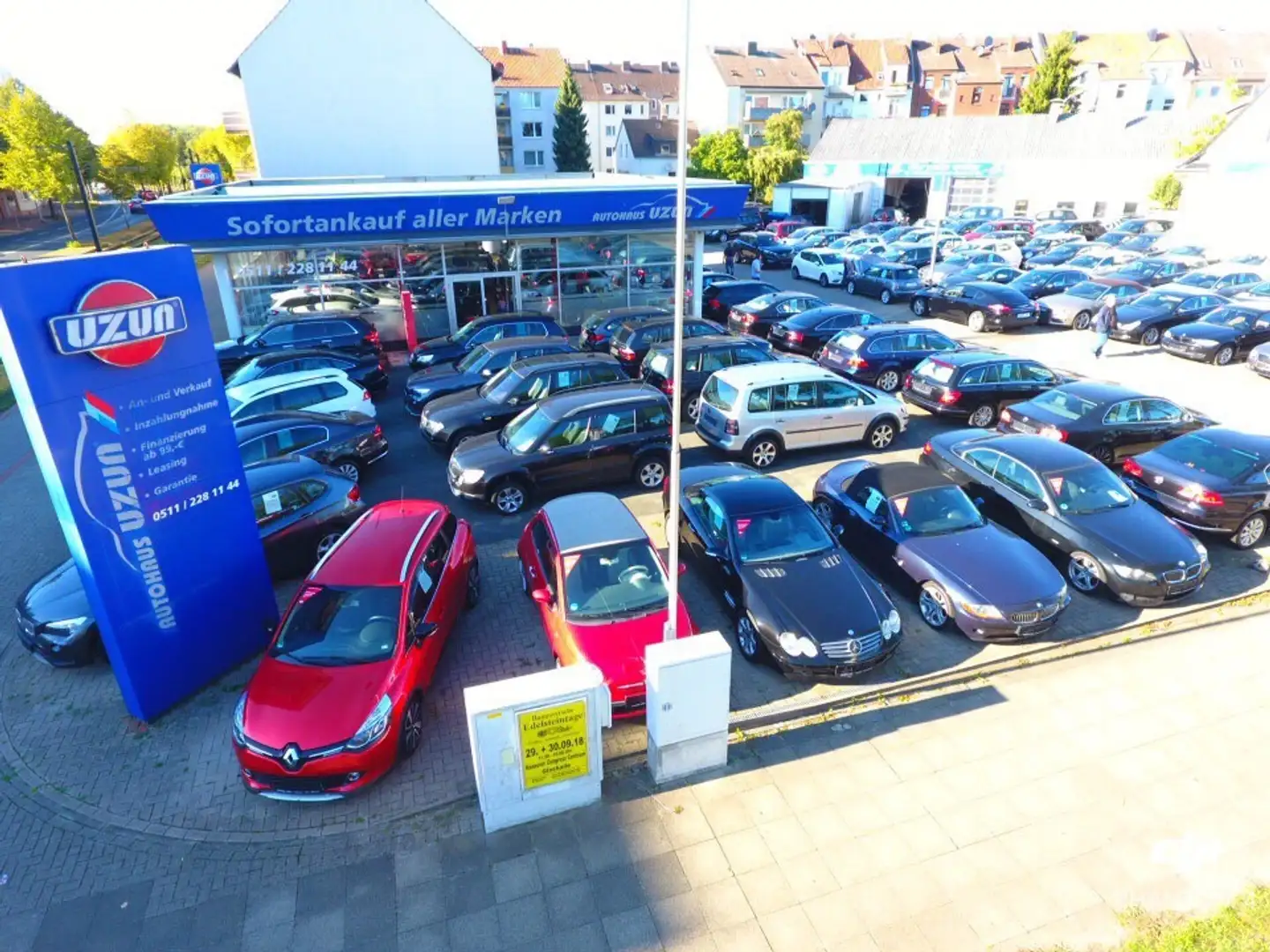 Mercedes-Benz SLC 280 H - Kennzeichen D - Fahrzeug HU 03.2027 Schwarz - 2