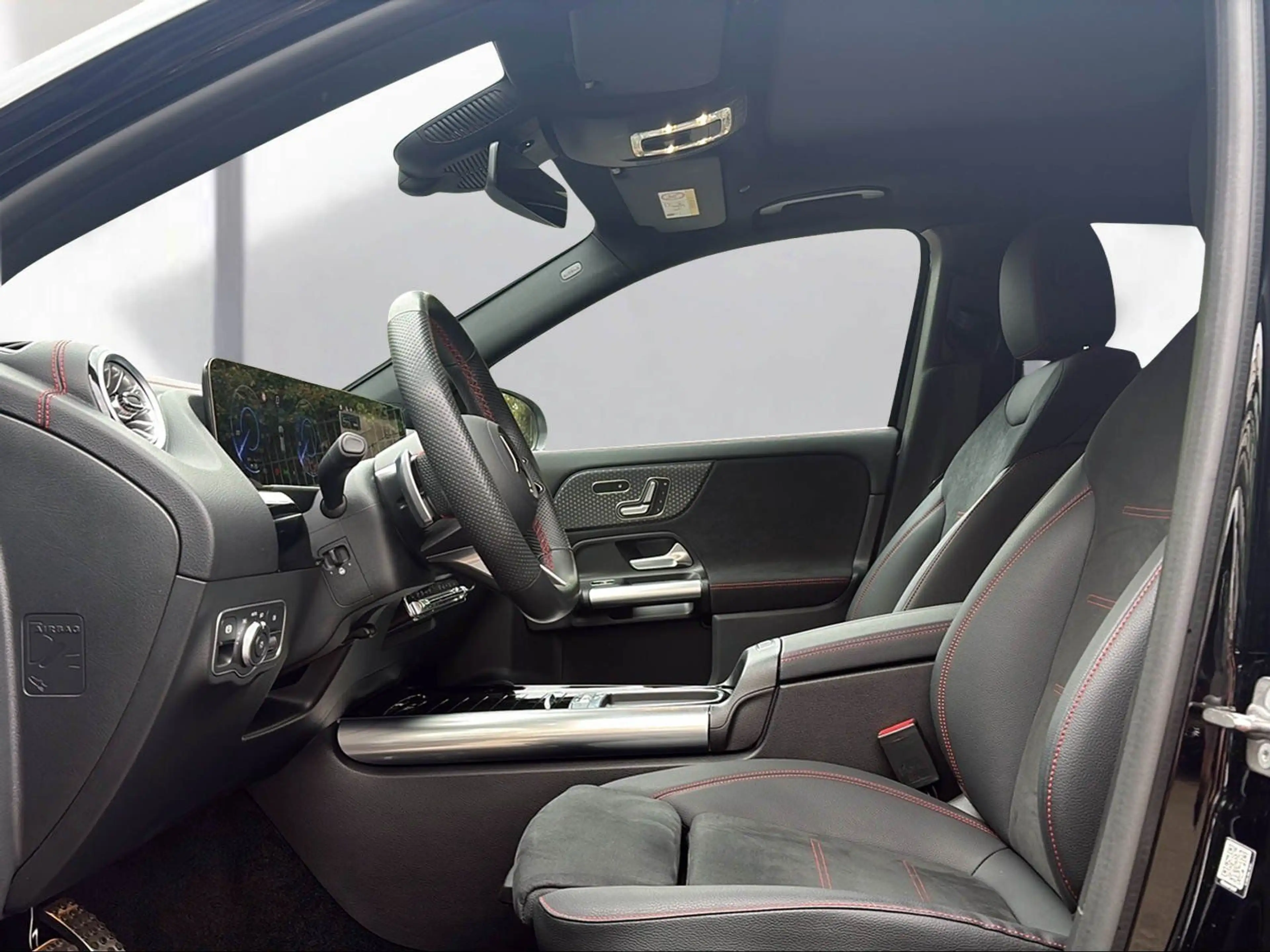 Mercedes-Benz EQA 300 4M AMG AHK PAN-DACH 360° MEMORY DAB HFA — photo 15