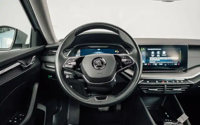 Skoda Octavia view 10
