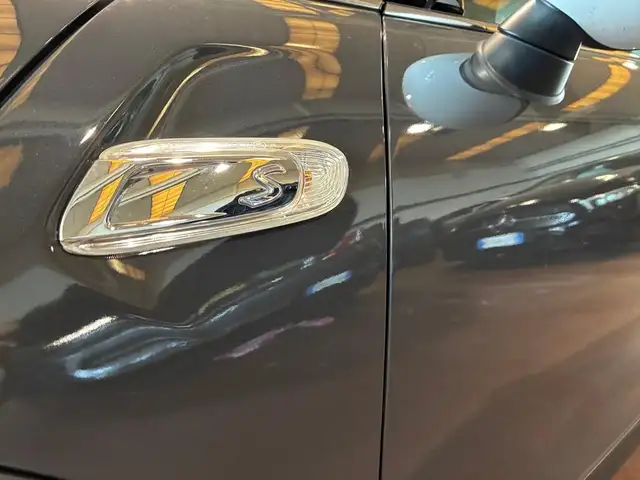 Mini Hatch view 25