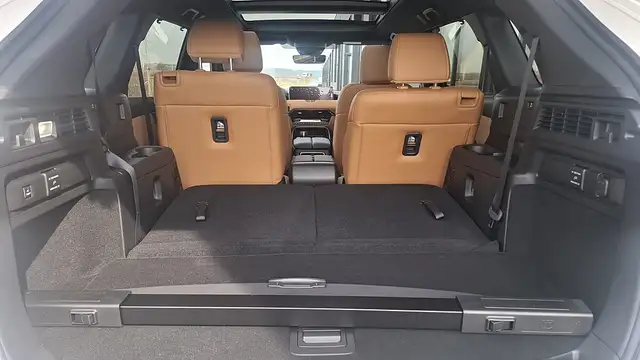 Mazda CX-80 2.5L e-SKYACTIV PHEV AWD Homura Plus Aut. Ansicht 13