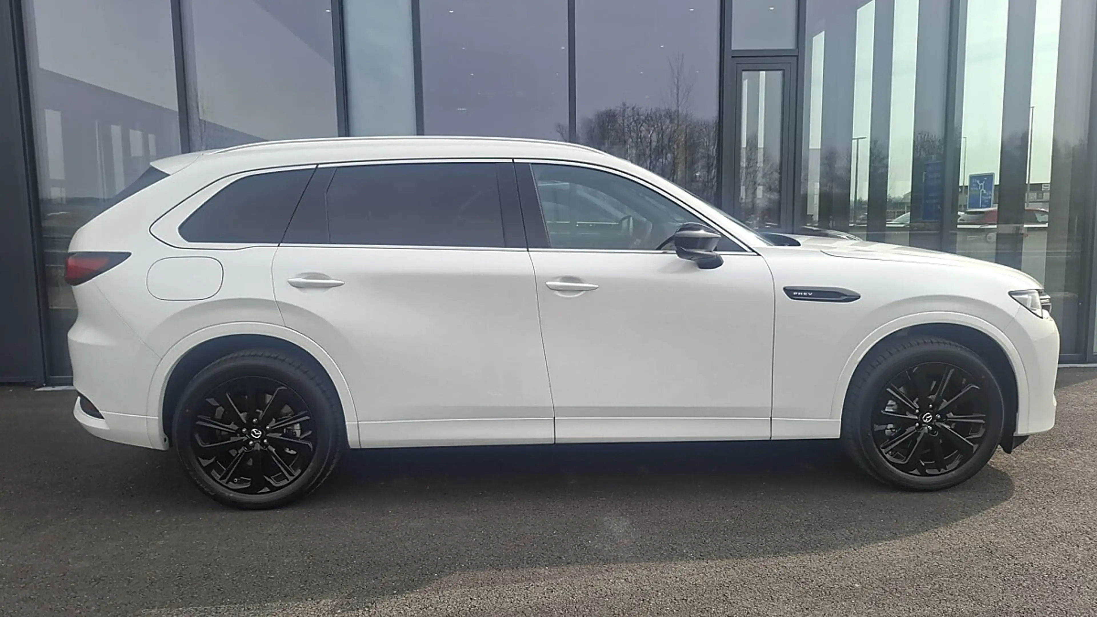 Mazda CX-80 2.5L e-SKYACTIV PHEV AWD Homura Plus Aut. — photo 3