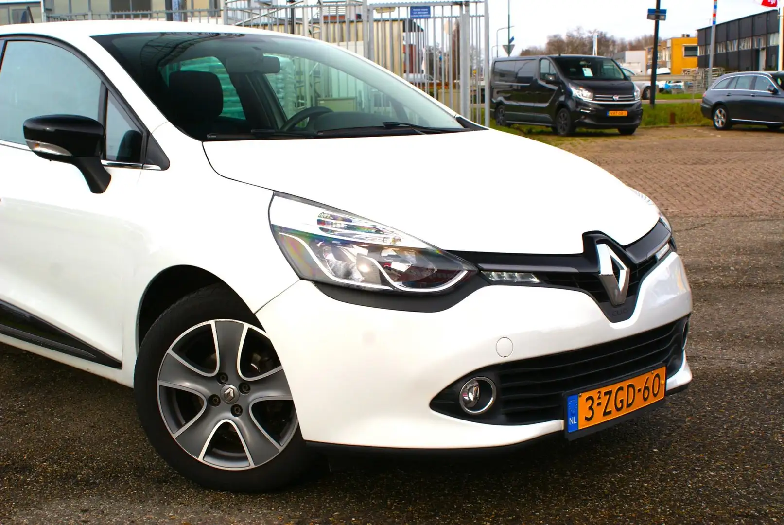 Renault Clio 0.9 TCe ECO Night&Day | Led | Cruise | Airco | PDC Wit - 2