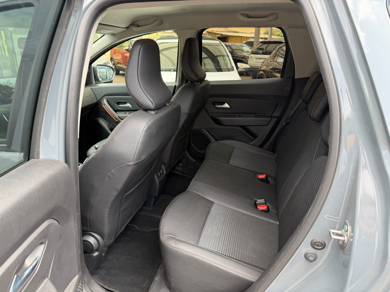 Dacia Duster TCe 150 4WD Extreme, Kamera, Navi, 1.Hd. — photo 8
