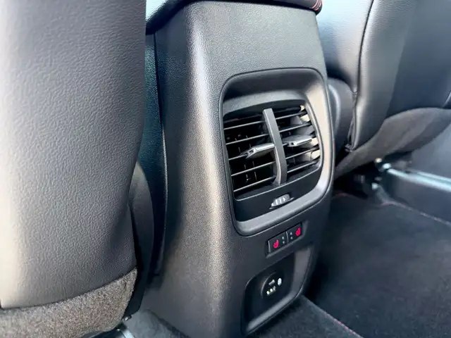 Ford Kuga view 18