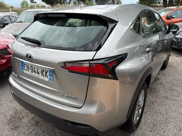 Lexus NX view 5