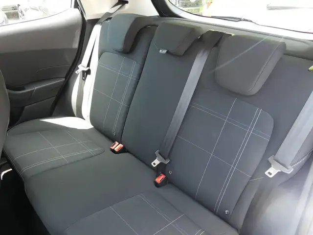 Ford Fiesta view 4