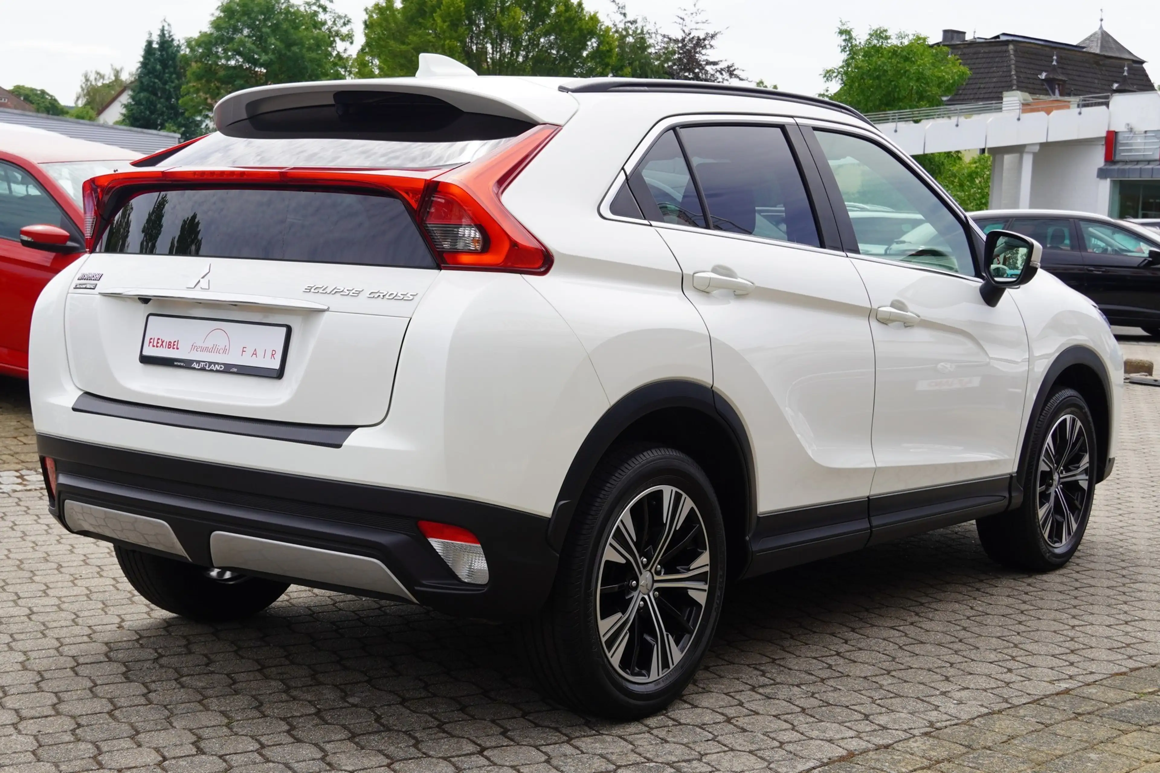 Mitsubishi Eclipse Cross 1.5 T-MIVEC Intro Edition 4WD 360° — photo 3