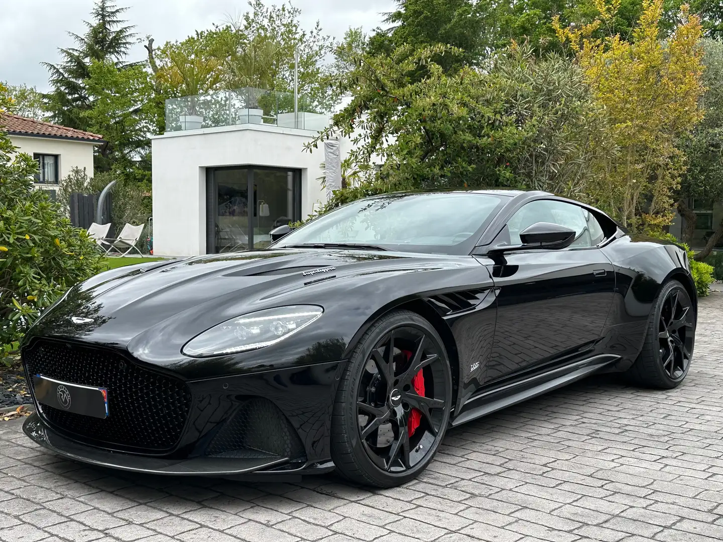Aston Martin DBS Superleggera Negro - 2