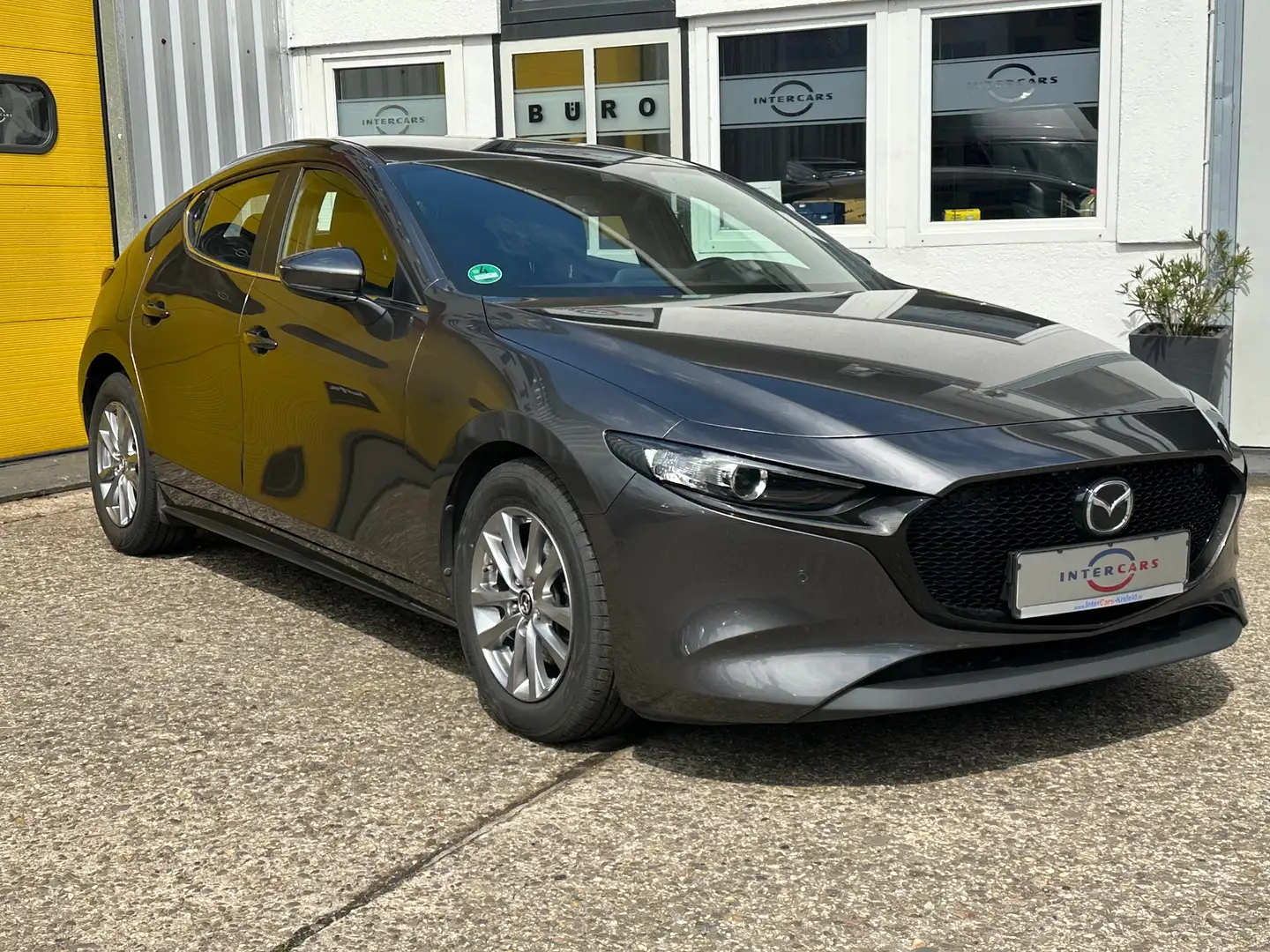 Mazda 3 Selection Automatik LED Navi Spurha. HUD Grau - 2