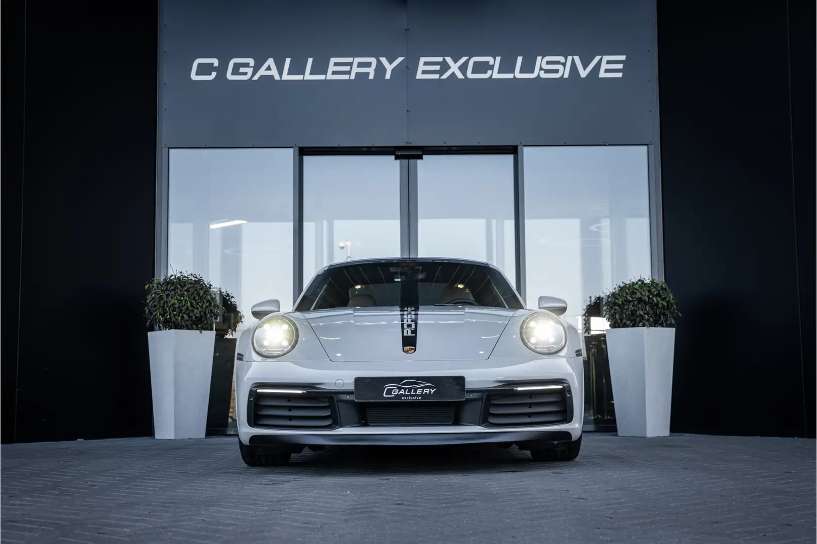 Porsche 992 992 3.0 Carrera S - Sport Design l Krijt Grijs l P Grijs - 2
