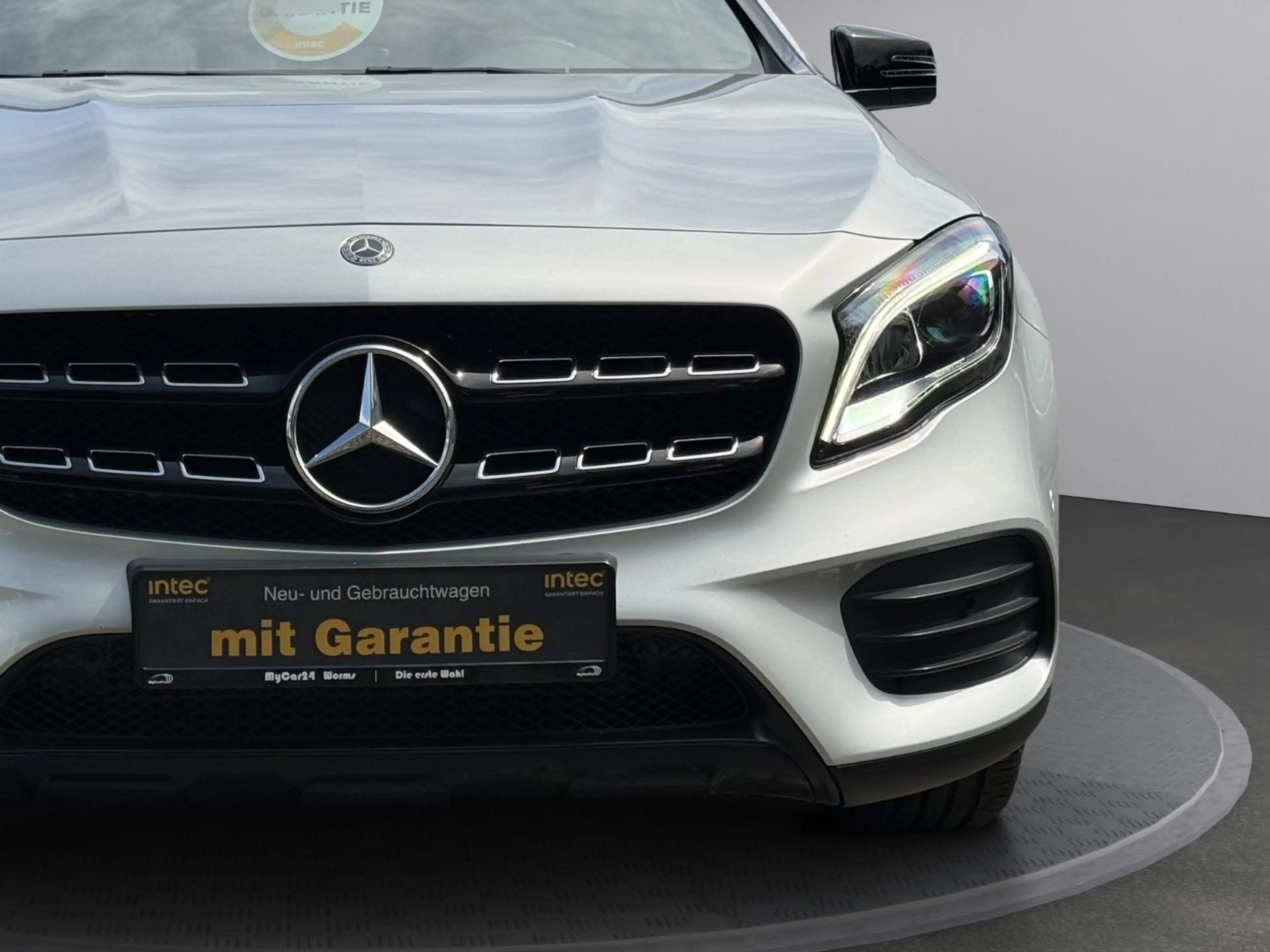 Mercedes-Benz GLA 250 °AMG°Night°Leder°Pano°19 Zoll°LED°Assist. — photo 8