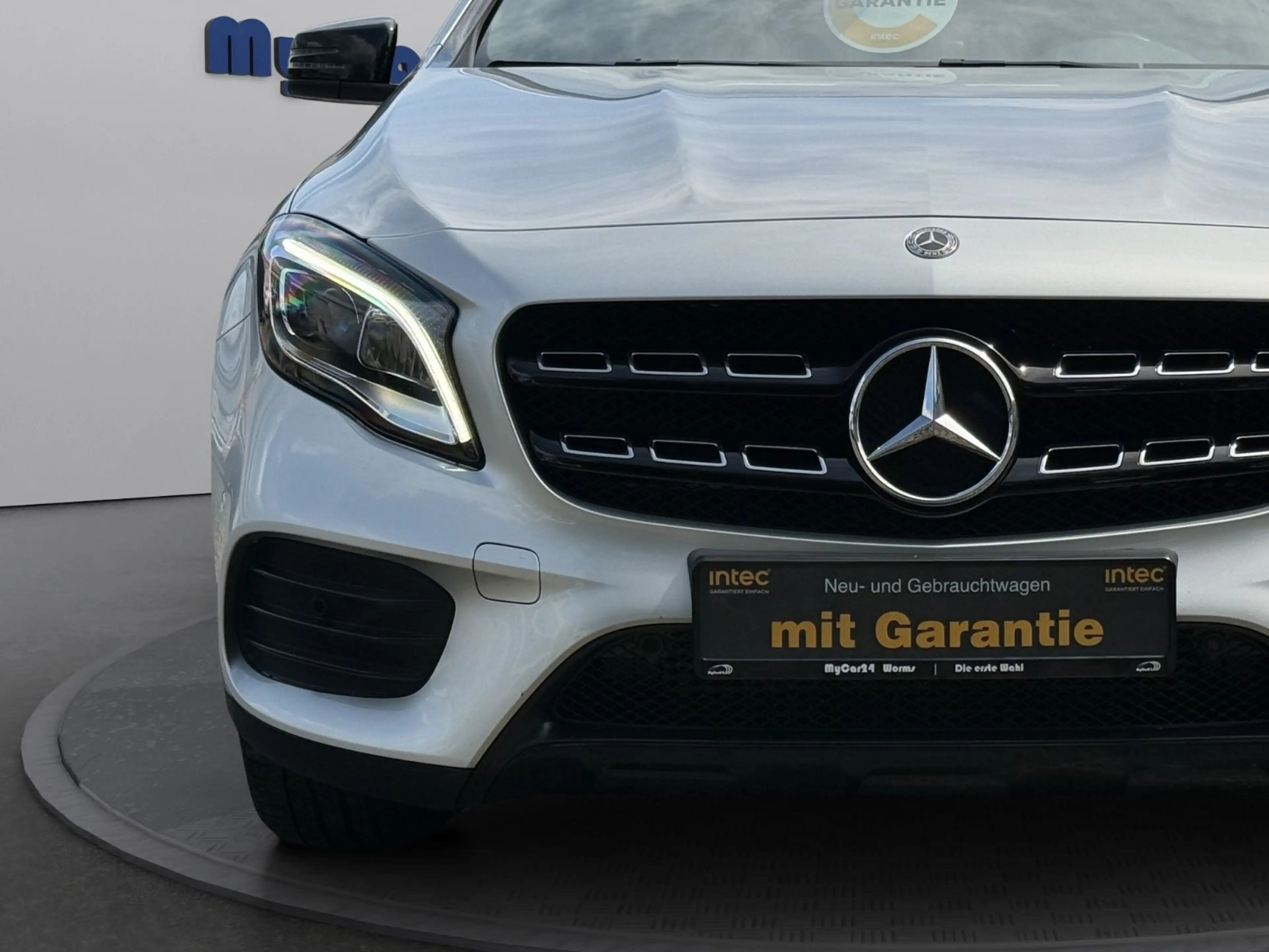 Mercedes-Benz GLA 250 °AMG°Night°Leder°Pano°19 Zoll°LED°Assist. — photo 7