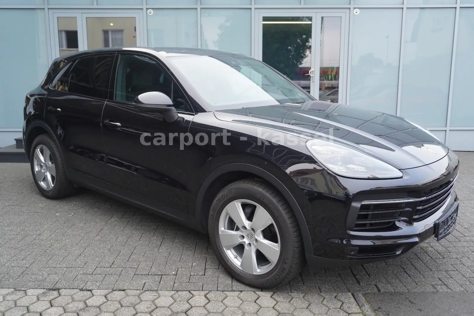 Porsche Cayenne Sport Paket Navi/DAB/360°/LED/19" Schwarz - 1