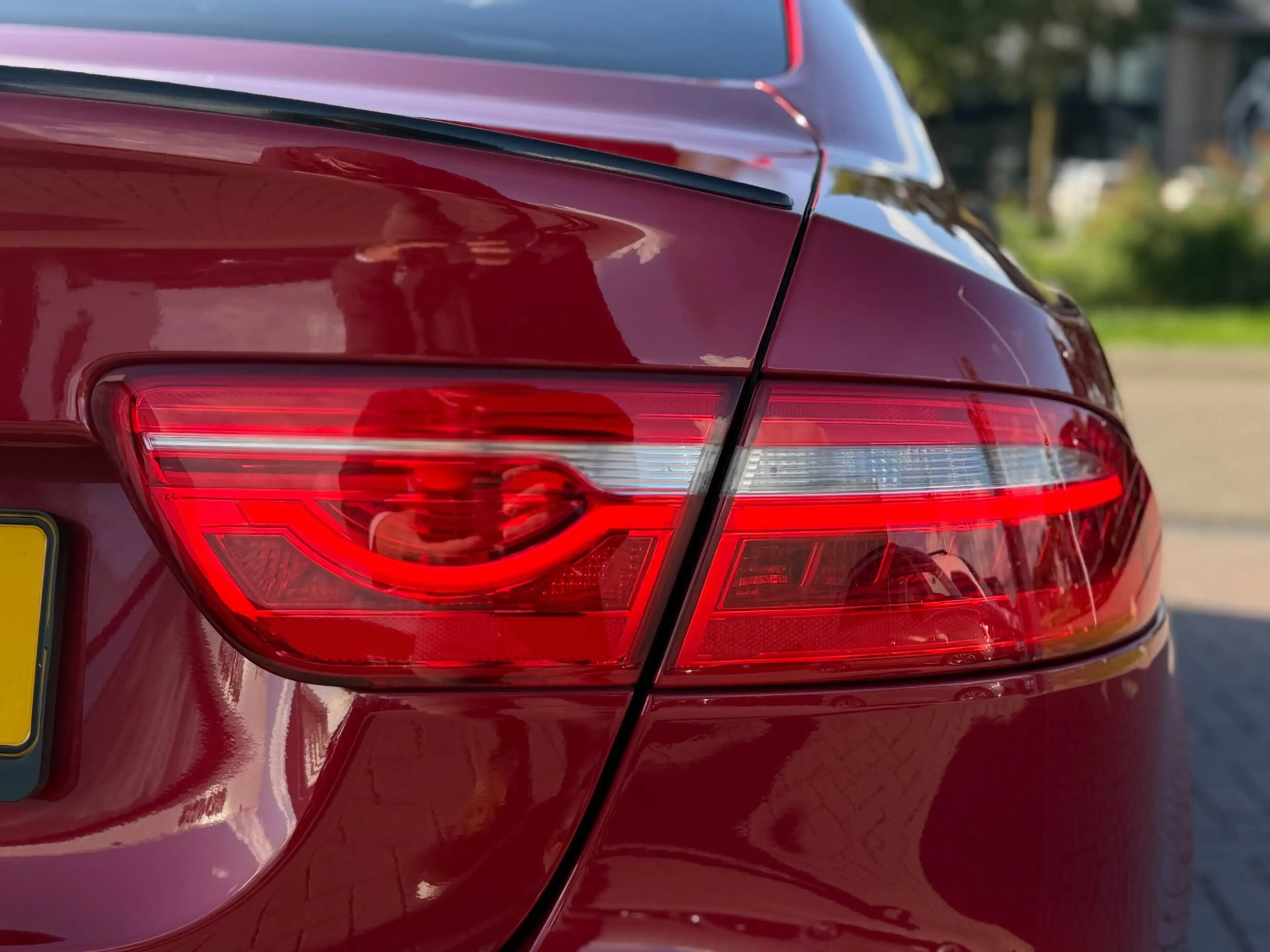 Jaguar XE 3.0 S 340PK V6 Supercharged 2016 Pano — photo 13