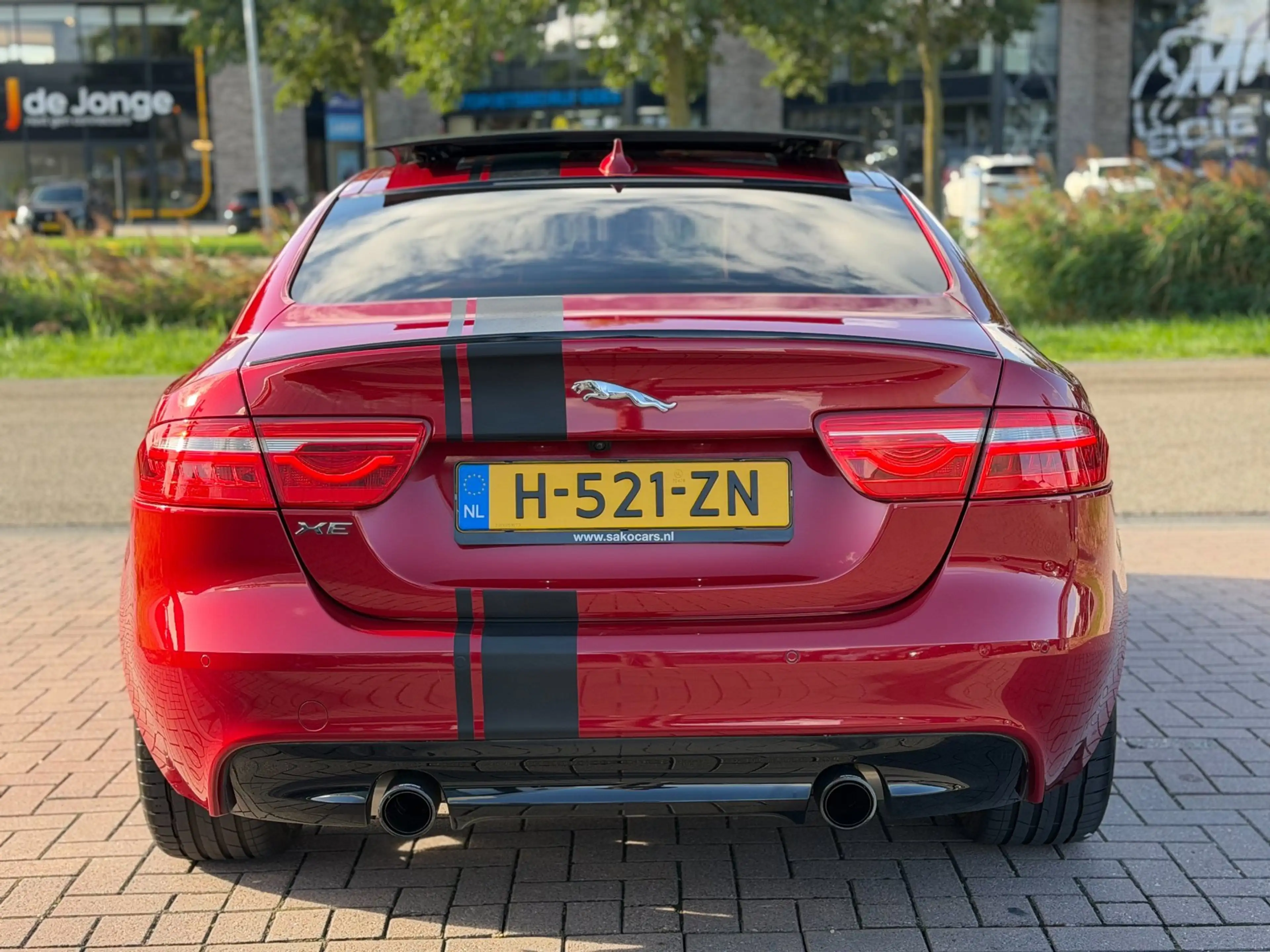 Jaguar XE 3.0 S 340PK V6 Supercharged 2016 Pano — photo 8