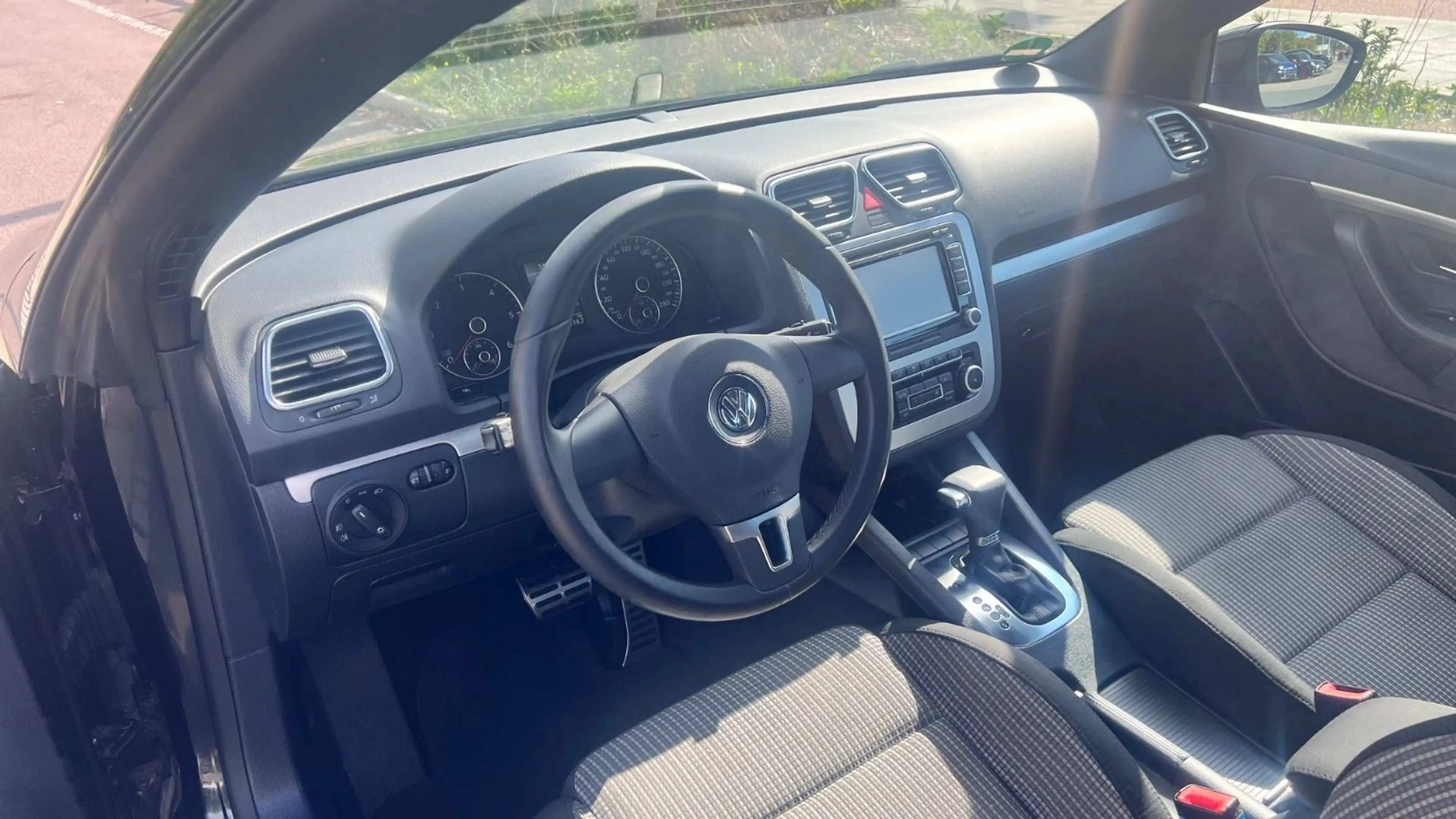 Volkswagen Eos 2.0 TDI/Navi/SHZ/PDC/Klima/ANHK — photo 6