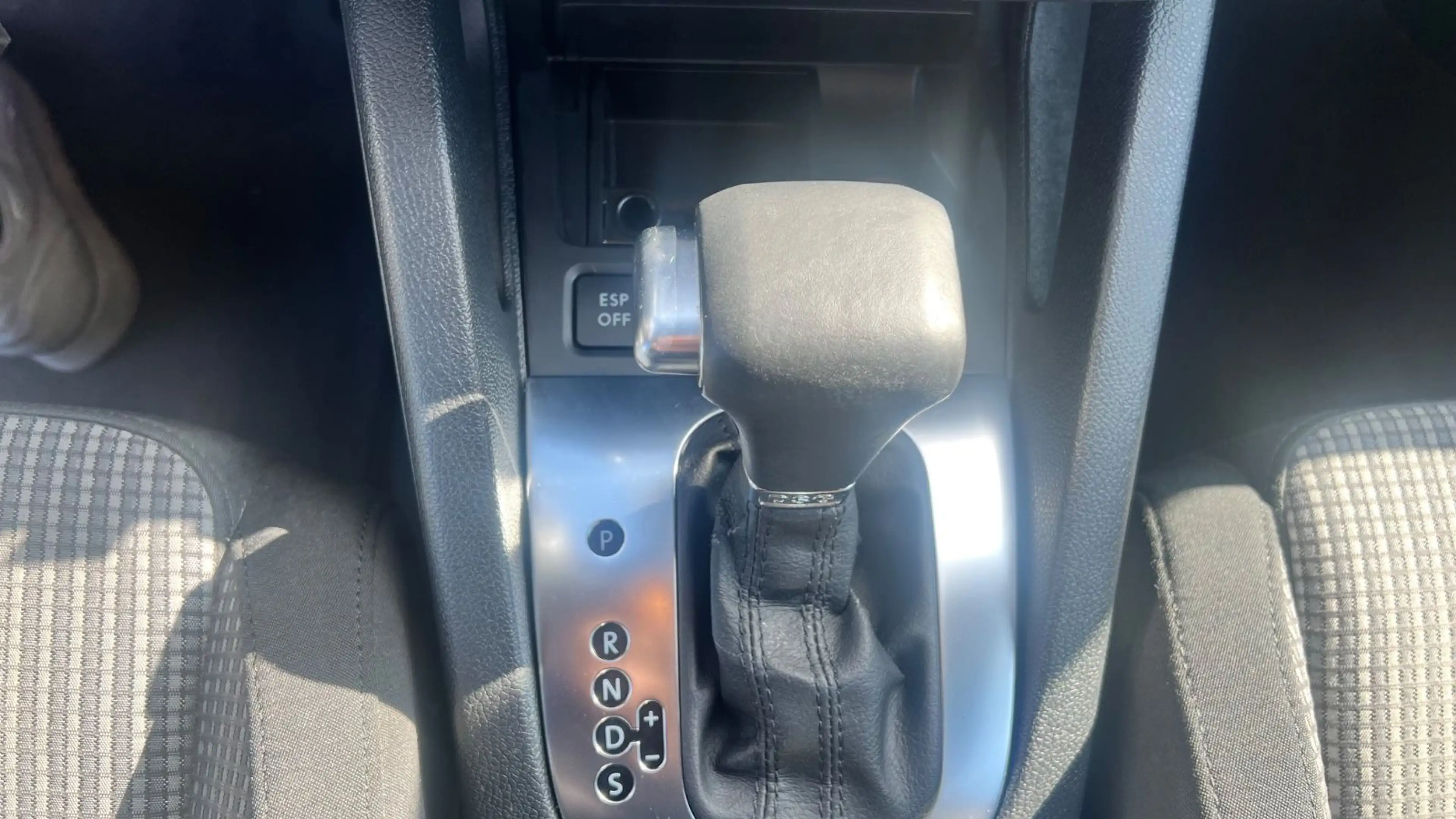Volkswagen Eos 2.0 TDI/Navi/SHZ/PDC/Klima/ANHK — photo 11