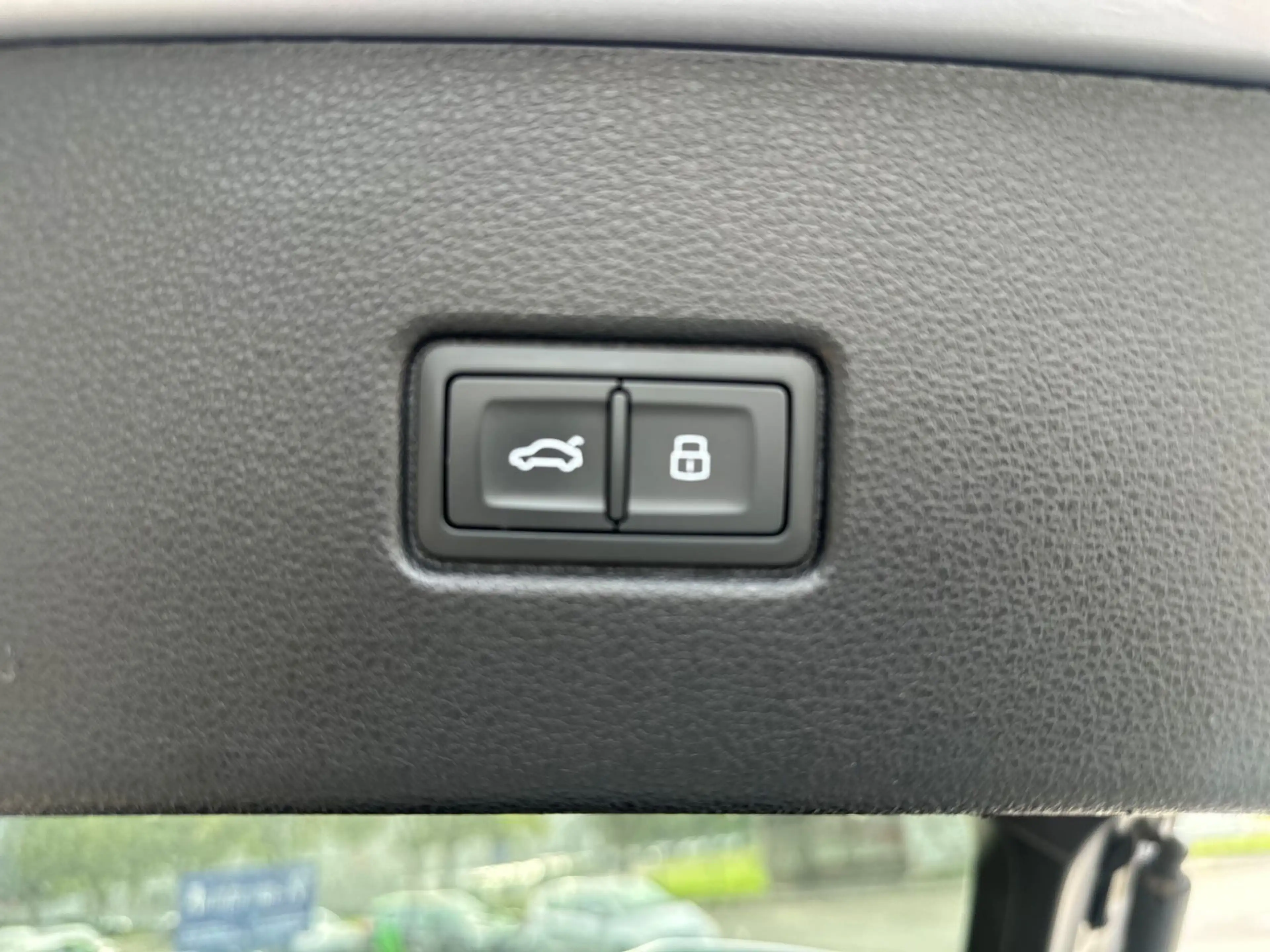 Audi SQ5 Sportback 3.0 TDI quattro — photo 12