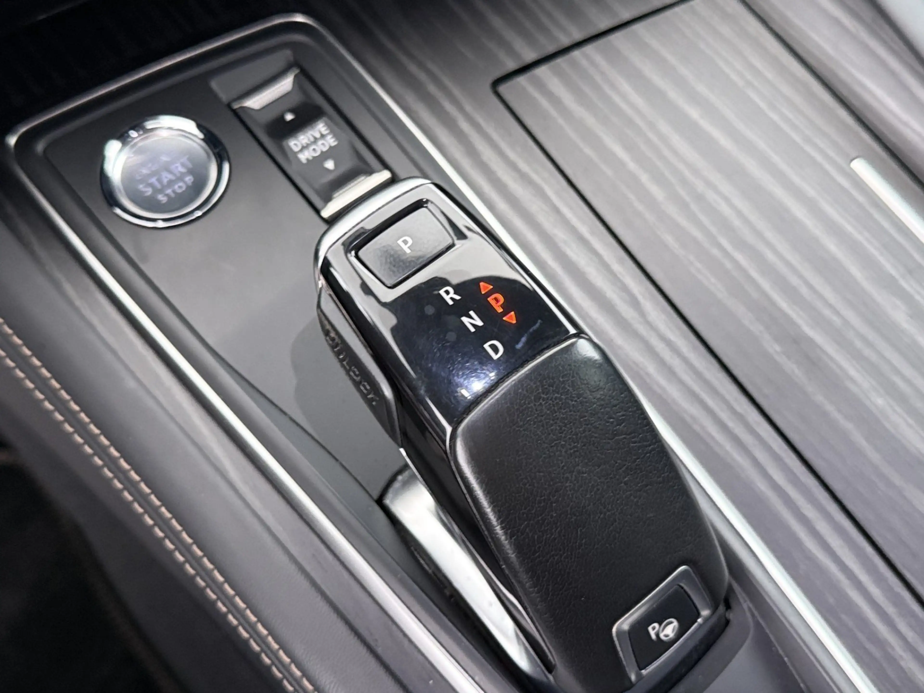 Peugeot 508 1.6 PureTech 225 GT Aut LED RADAR LEDER NAVI — photo 18